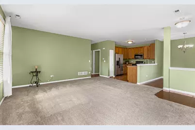 1607 Millbrook Drive #1607, Algonquin, IL 60102 - Photo 4