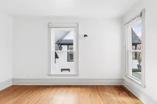 127 N West St, Wheaton, IL 60187 - Photo 10