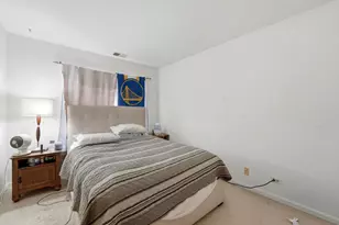 8 St Regis Ct, Elmhurst, IL 60126 - Photo 10