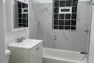 2817 W Waveland Ave, Chicago, IL 60618 - Photo 8