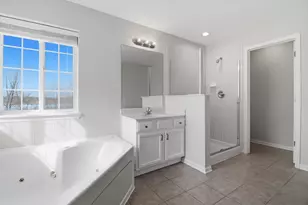 2511 Hennig Rd, Hampshire, IL 60140 - Photo 16