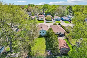 1504 Elm Ave, Round Lake Beach, IL 60073 - Photo 34
