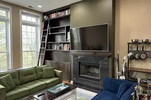 1331 N Greenview Ave, Chicago, IL 60642 - Photo 4