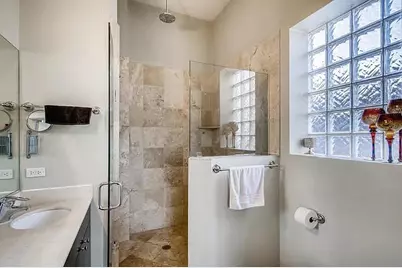 1331 N Greenview Avenue #3, Chicago, IL 60642 - Photo 10