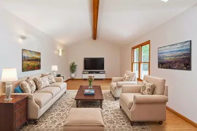 8885 Dryden Street, Woodridge, IL 60517 - Photo 12