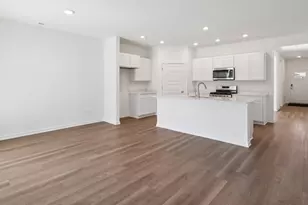 6274 Maple Glen Dr, Wonder Lake, IL 60097 - Photo 4