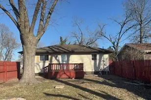 2111 Alexander St, Granite City, IL 62040 - Photo 12