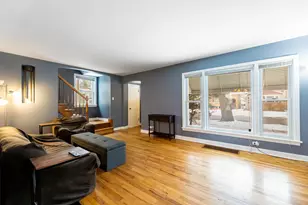 3515 Elmwood Ave, Berwyn, IL 60402 - Photo 4