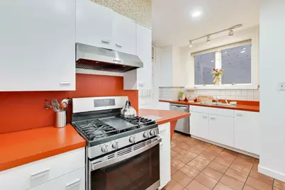 5750 S Kenwood Avenue #1N, Chicago, IL 60637 - Photo 16