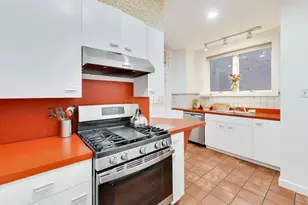 5750 S Kenwood Ave, Chicago, IL 60637 - Photo 16