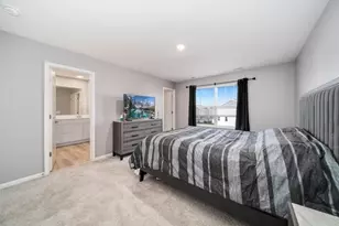 1004 Atterberg Rd, South Elgin, IL 60177 - Photo 12