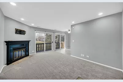 745 Candleridge Court #B2, Bartlett, IL 60103 - Photo 4