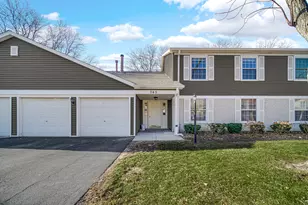 745 Candleridge Ct, Bartlett, IL 60103 - Photo 2