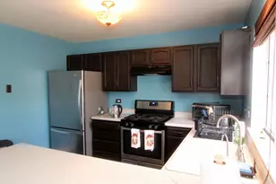 1709 Cunningham Ln, Crystal Lake, IL 60014 - Photo 6