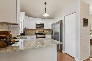 264 Penny Ln, Grayslake, IL 60030 - Photo 12