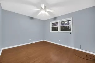 16906 Dobson Ct, South Holland, IL 60473 - Photo 8