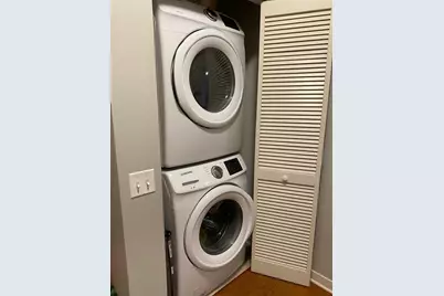 511 W Division Street #505, Chicago, IL 60610 - Photo 16