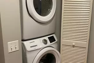 511 W Division St, Chicago, IL 60610 - Photo 16