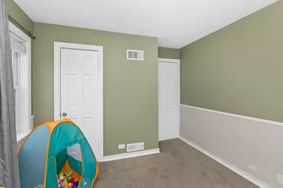 [Address not provided], Elmwood Park, IL 60707 - Photo 16