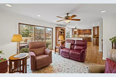 2501 Indian Ridge Drive, Glenview, IL 60026 - Photo 12