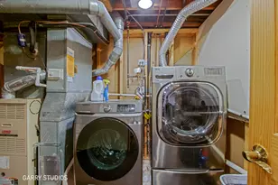 233 Lakeview Ln, Bloomingdale, IL 60108 - Photo 28