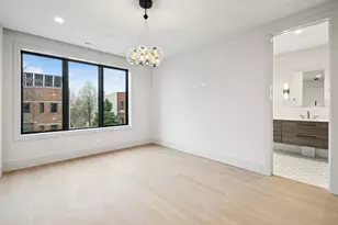 2434 W Superior St, Chicago, IL 60612 - Photo 24