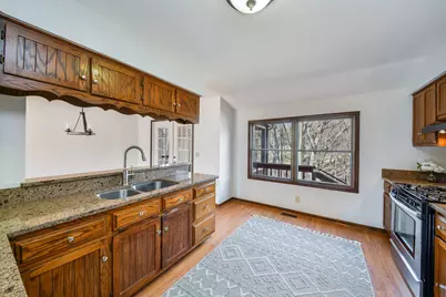 39W150 Campton Hills Drive, Saint Charles, IL 60175 - Photo 8