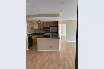 2015 S Finley Road #209, Lombard, IL 60148 - Photo 4