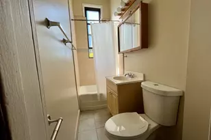 3765 N Kenmore Ave, Chicago, IL 60613 - Photo 16