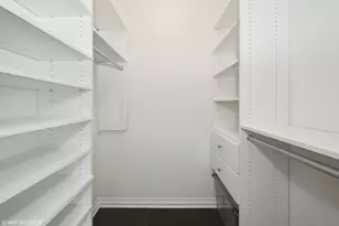 33 W Ontario St, Chicago, IL 60654 - Photo 28