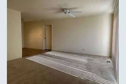 1312 Wakeby Lane #1312, Schaumburg, IL 60193 - Photo 2