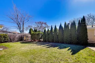 8407 N Olcott Ave, Niles, IL 60714 - Photo 26