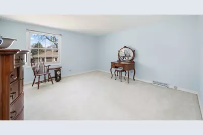 940 N Carmel Drive N, Palatine, IL 60074 - Photo 24