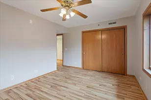 5 S Pine St, Mount Prospect, IL 60056 - Photo 24