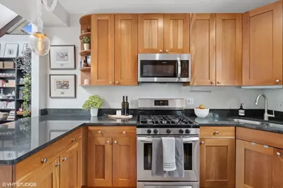 2239.5 N Lincoln Avenue #3B, Chicago, IL 60614 - Photo 10