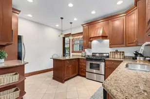 112 S Waiola Ave, La Grange, IL 60525 - Photo 14