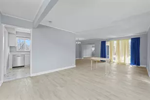 351 Waverly St, Park Forest, IL 60466 - Photo 2