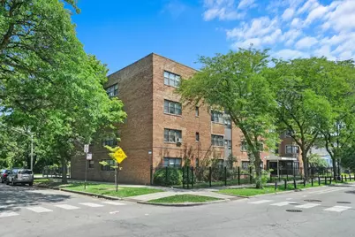 7801 S South Shore Drive, Chicago, IL 60649 - Photo 2