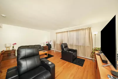 7801 S South Shore Drive, Chicago, IL 60649 - Photo 10