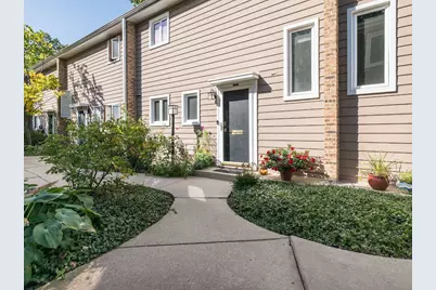 315 Hawthorn Avenue #E, Glencoe, IL 60022 - Photo 2