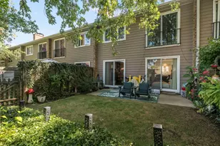 315 Hawthorn Ave, Glencoe, IL 60022 - Photo 20