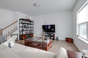 2490 Olivia Ct, Wauconda, IL 60084 - Photo 8