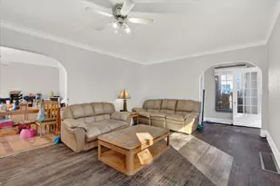 2315 Lawndale Ave, Rockford, IL 61103 - Photo 2