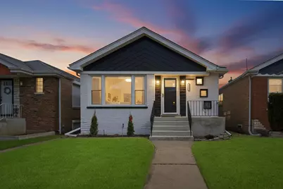 10537 S Rhodes Avenue, Chicago, IL 60628 - Photo 2