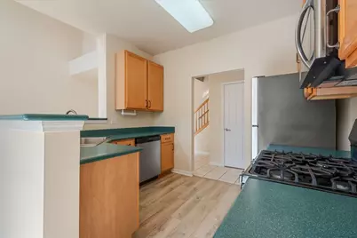 989 Enfield Drive, Northbrook, IL 60062 - Photo 8