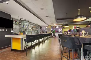 6175 W Grand Ave, Gurnee, IL 60031 - Photo 16