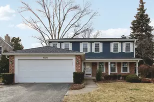 1028 Highland Ln, Glenview, IL 60025 - Photo 1