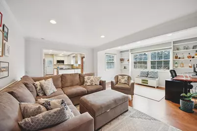 1028 Highland Lane, Glenview, IL 60025 - Photo 4