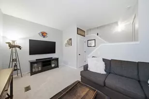 1215 W Lexington St, Chicago, IL 60607 - Photo 26