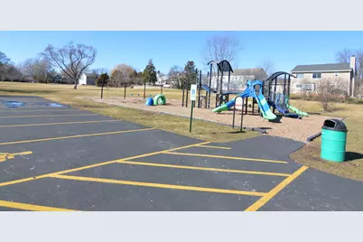 104 N Pleasant Road, Lake Zurich, IL 60047 - Photo 28